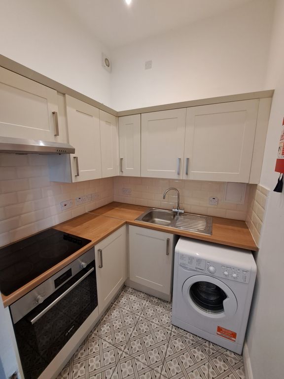 Property photo 3 of 4