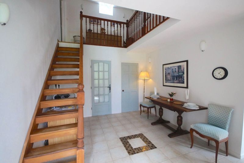 Property photo 3 of 16 Photo 4