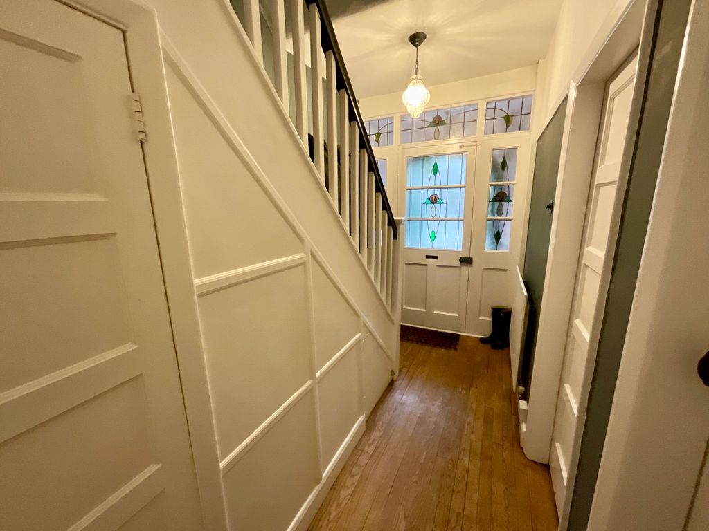 Property photo 2 of 29