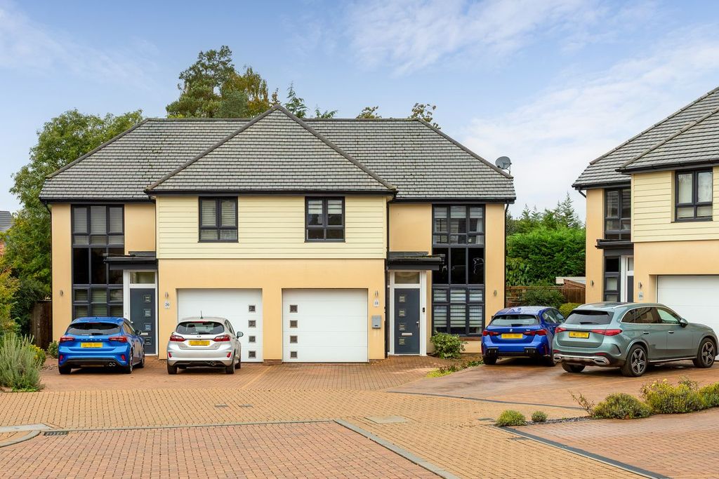 Property photo 1 of 29