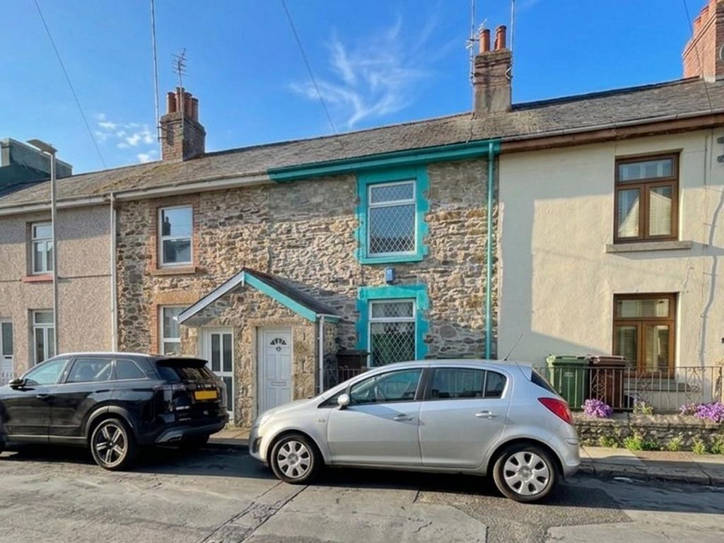 Property photo 1 of 16 Alexandra Road 98 - New Front.Jpg