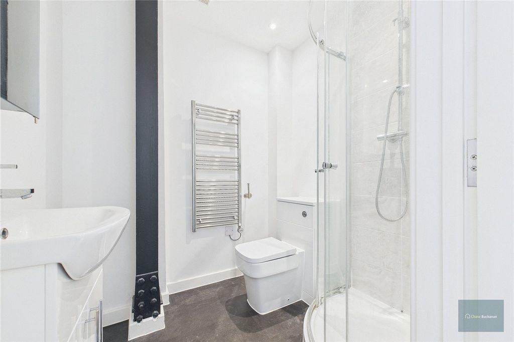 Property photo 3 of 18 Picture No. 26