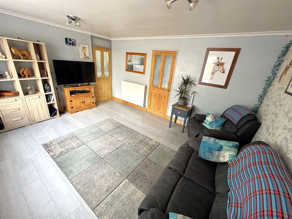 Property photo 2 of 33 Thumbnail_Image7.Jpg