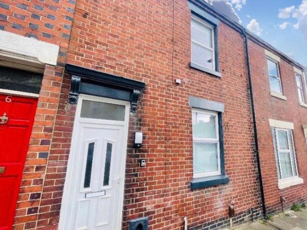 Property photo 1 of 14