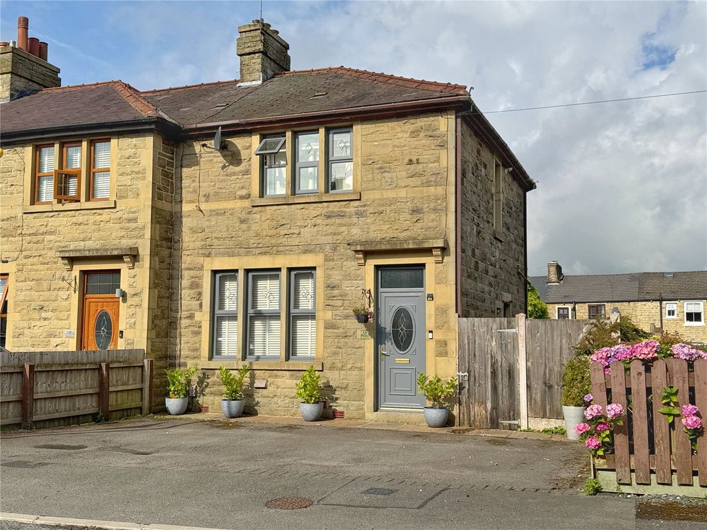 Property photo 1 of 16 Period Stone Semi
