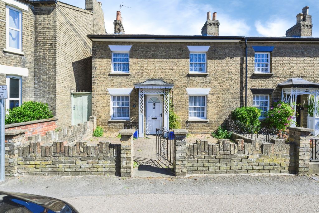 Property photo 1 of 12
