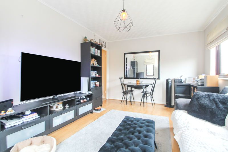 Property photo 3 of 11 Living Room