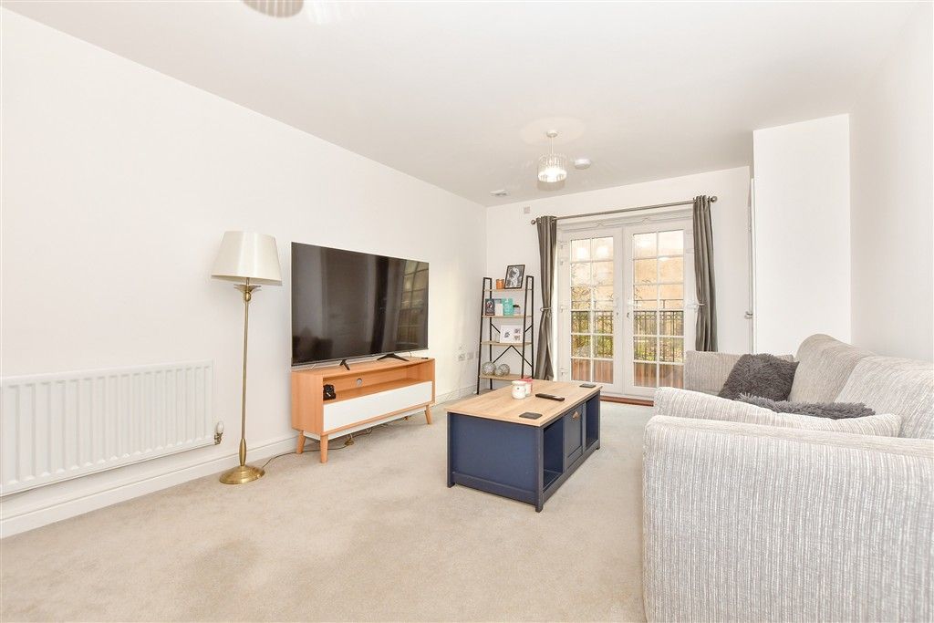 Property photo 2 of 8 Lounge/Diner/ Kitchen