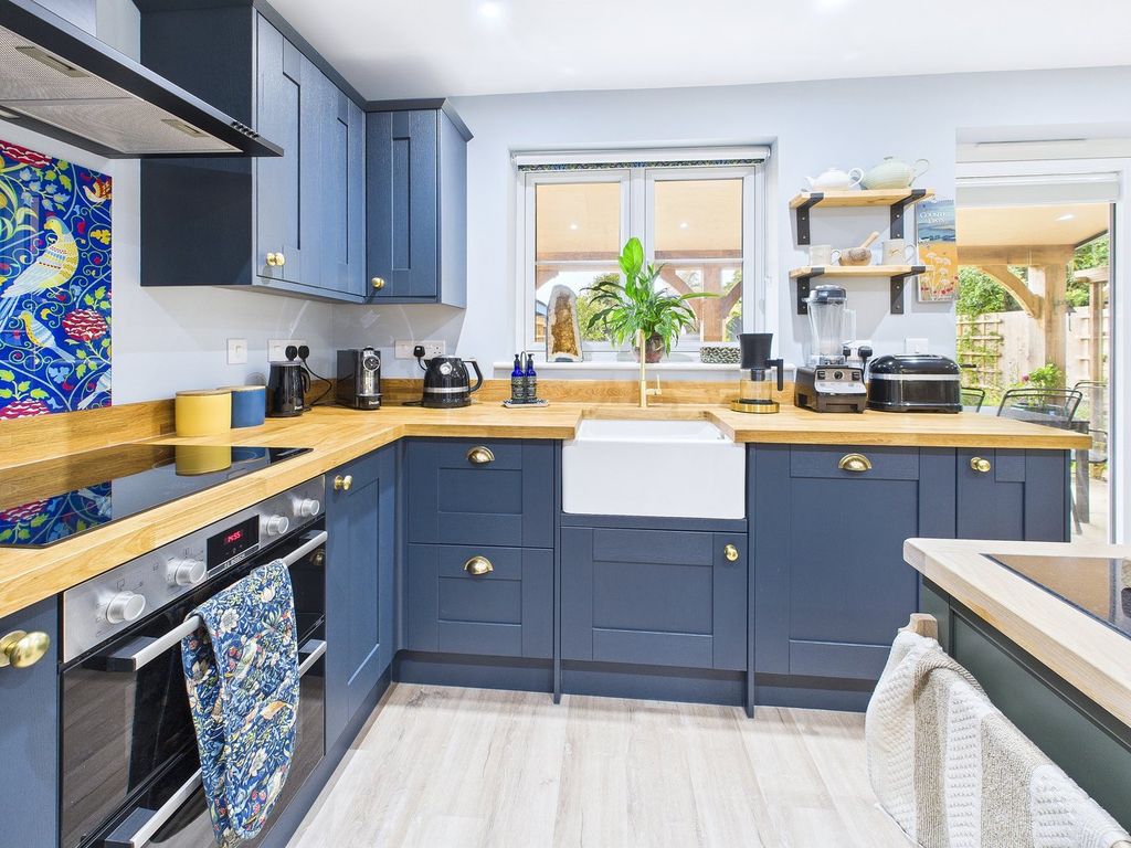 Property photo 3 of 35