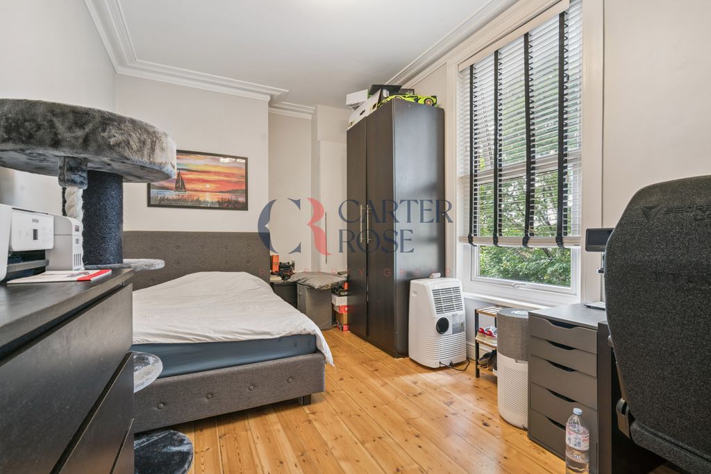 Property photo 3 of 7