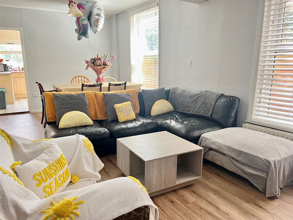 Property photo 3 of 5 Dltuulqhwu-Tyxwk1F9Dyw.Jpg