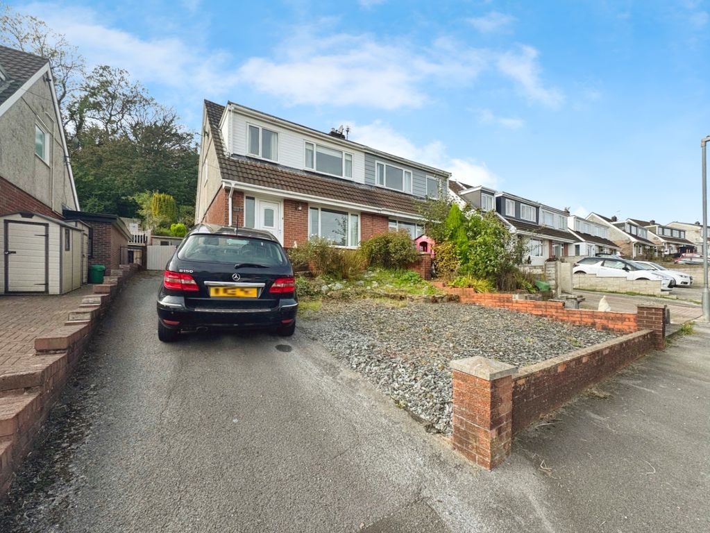 Property photo 1 of 31 4577140