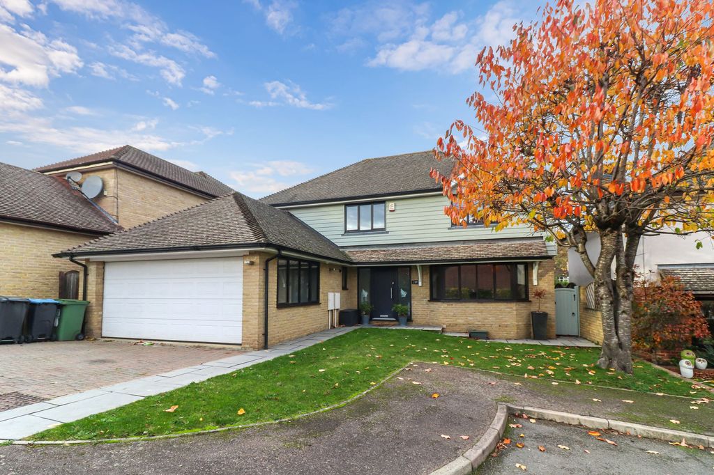 Property photo 1 of 34