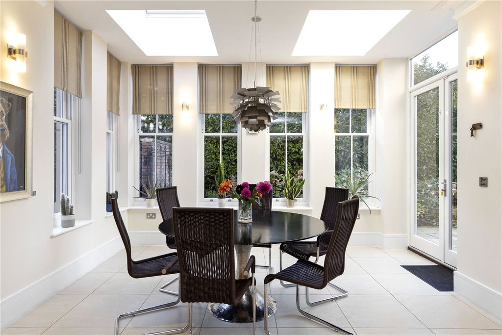 Additional image 5 of 7 bed detached house for saleSandown Avenue, Esher, Surrey KT10