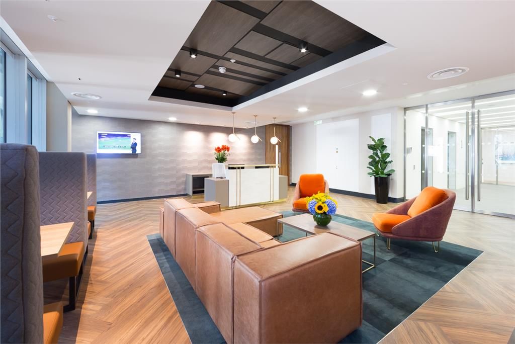 Property photo 3 of 18 Serviced Office To Rent In Bevis Marks, London, Ec
