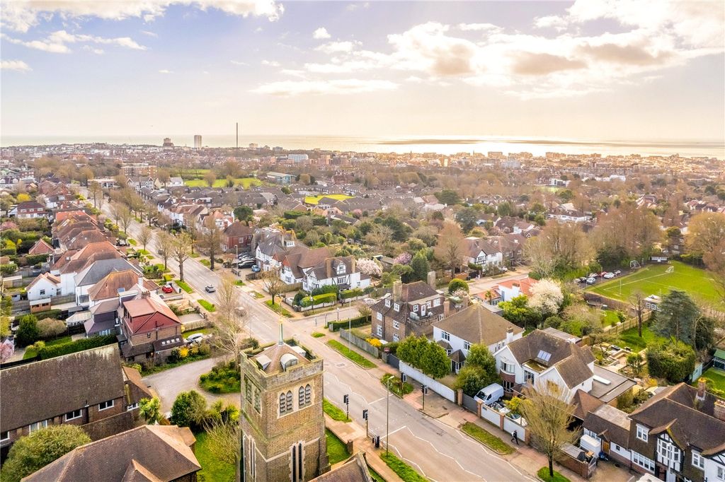 Additional image 19 of 2 bed flat for saleDyke Road, Hove, East Sussex BN3