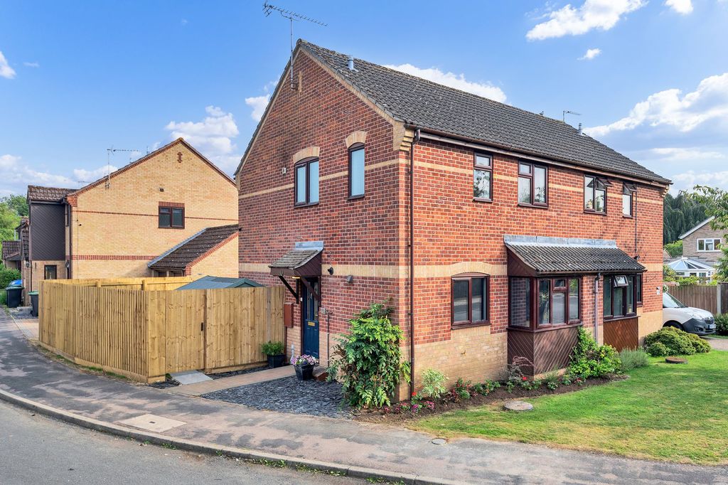 Property photo 1 of 12