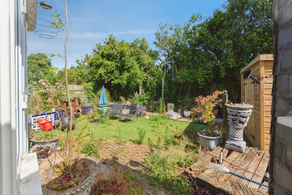 Property photo 2 of 6 Pbox-Img.Jpg