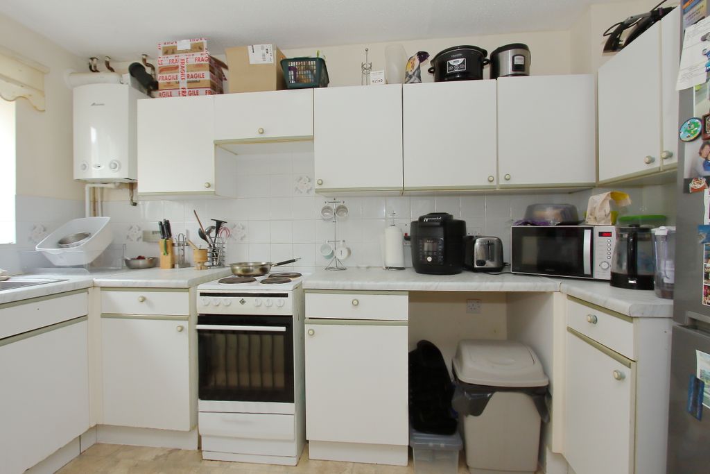 Property photo 3 of 6
