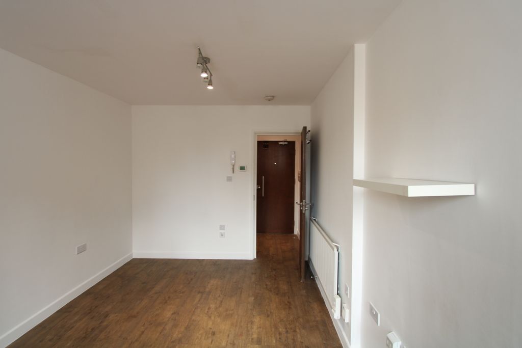 Property photo 2 of 4