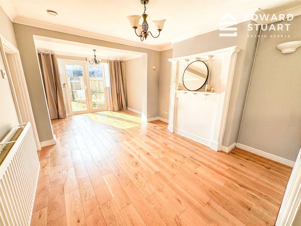 Property photo 2 of 12 Picture No. 03