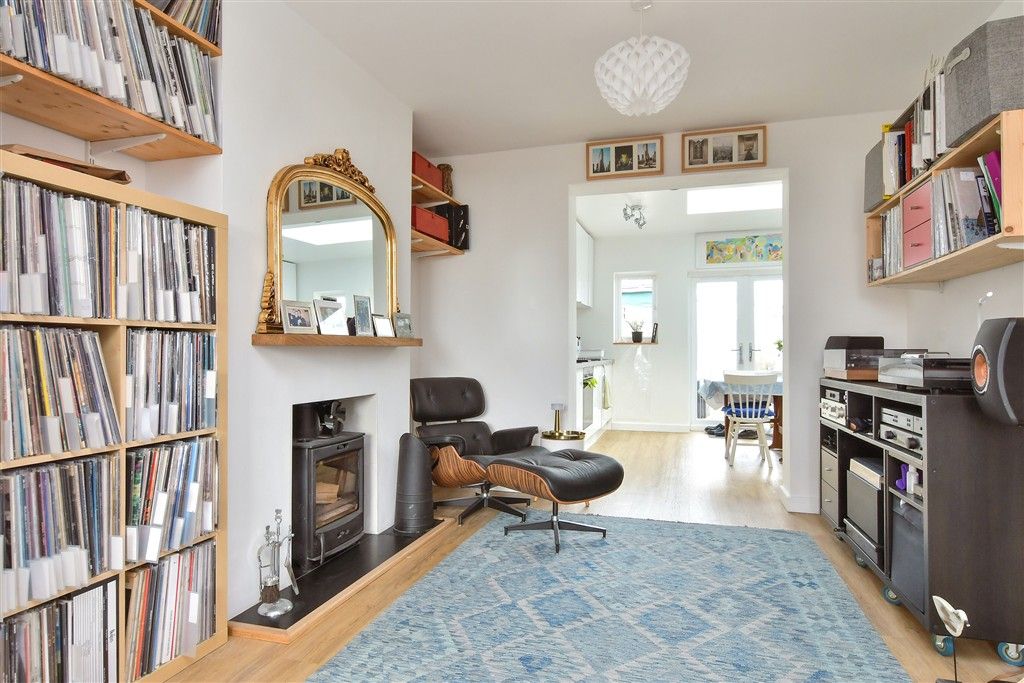 Property photo 1 of 20 Dining Area