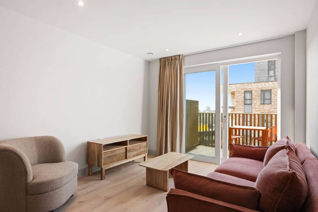 Property photo 1 of 29