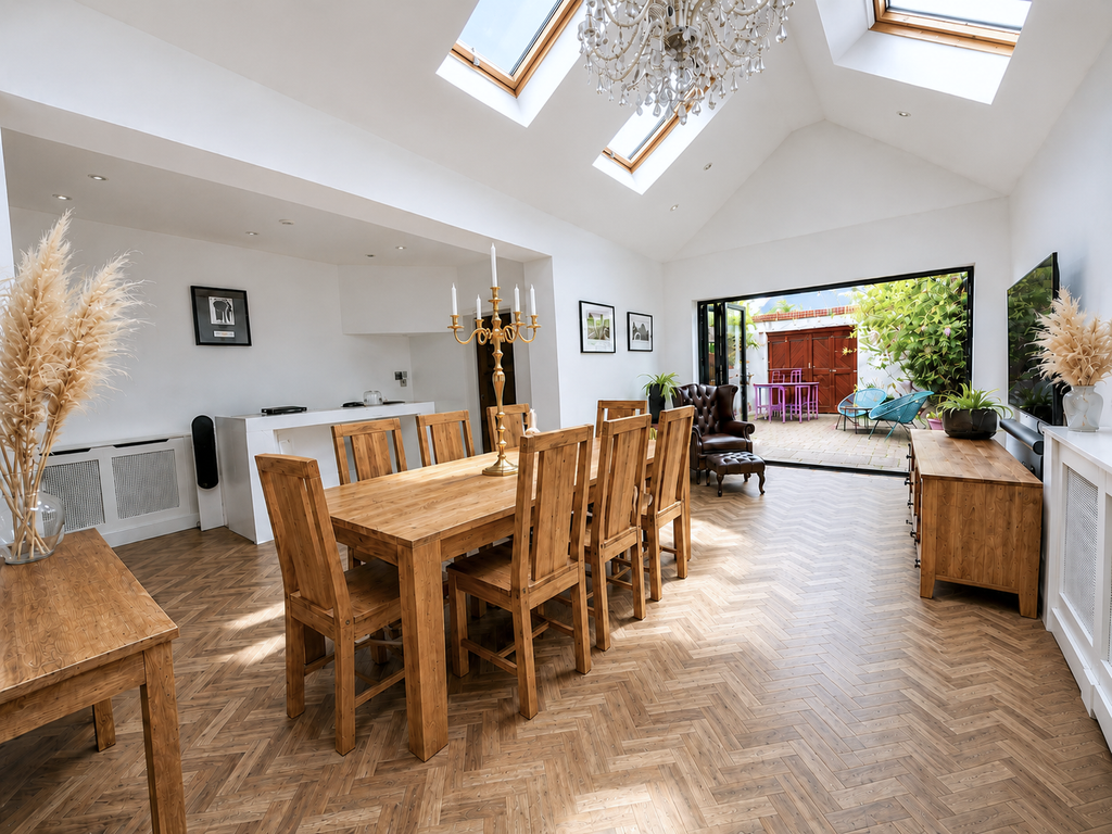 Additional image 8 of 4 bed town house for saleWatergate Street, Chester CH1