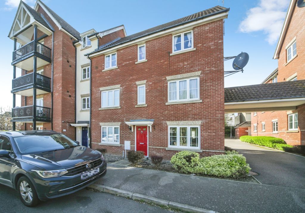 Property photo 1 of 14 Front View