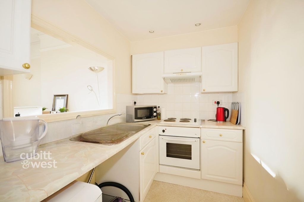 Property photo 2 of 7 Editedimage-0c95F...