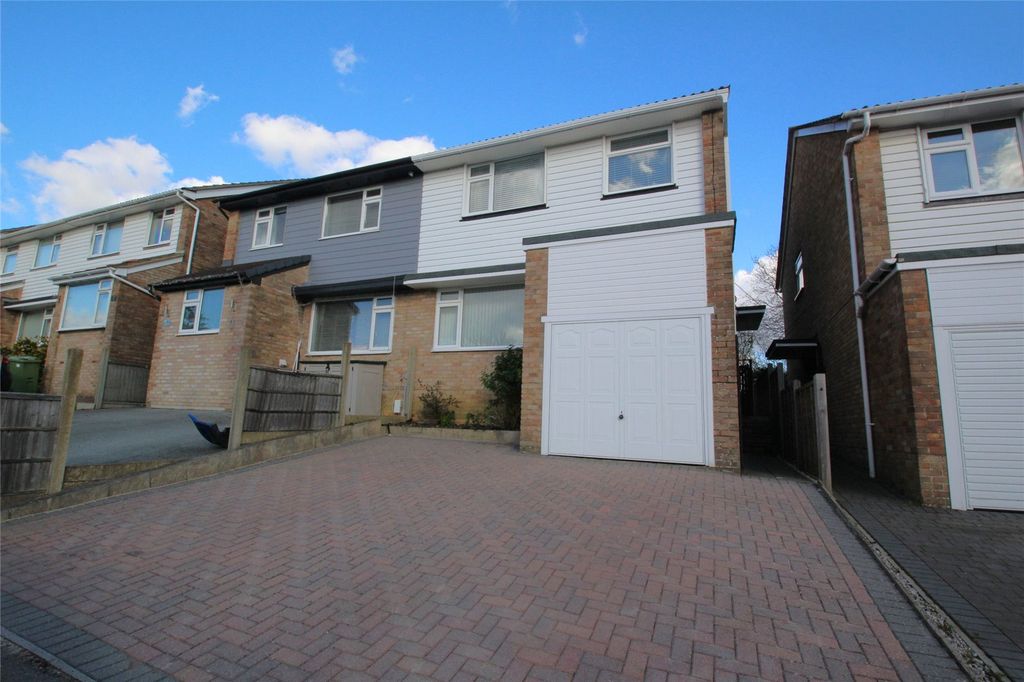 Property photo 1 of 15 Picture No. 14