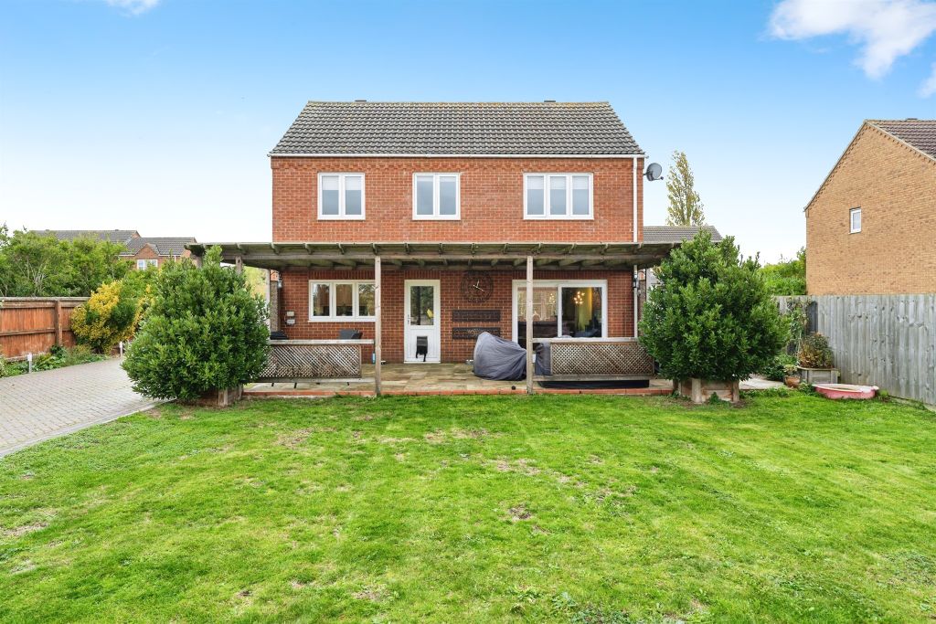 Property photo 2 of 23