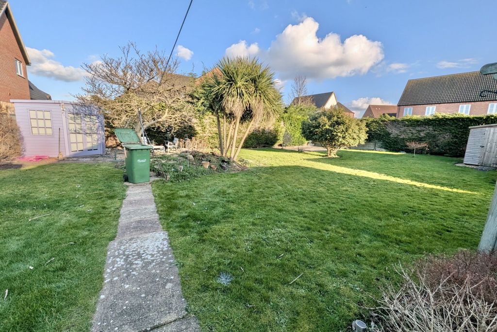 Property photo 2 of 6