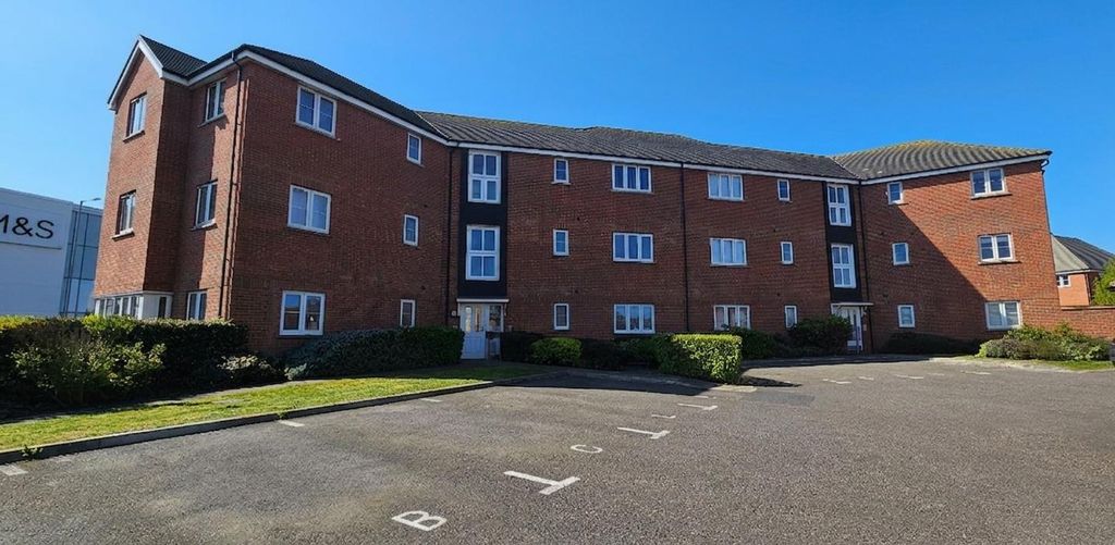 Property photo 1 of 12