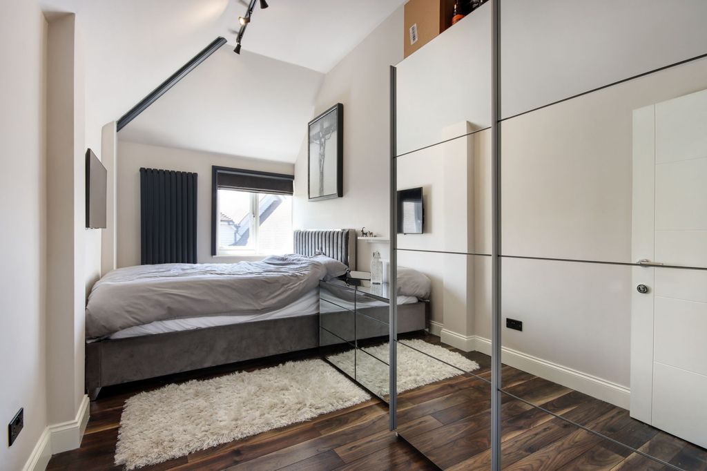 Additional image 13 of 3 bed maisonette for saleHigh Street, Edenbridge TN8