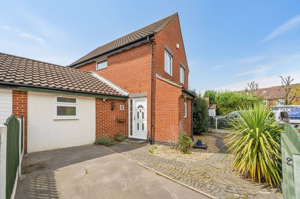 Property photo 2 of 14