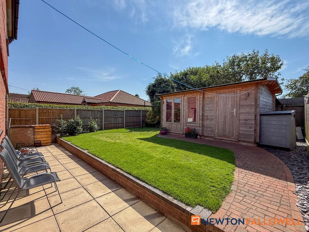 Property photo 3 of 25