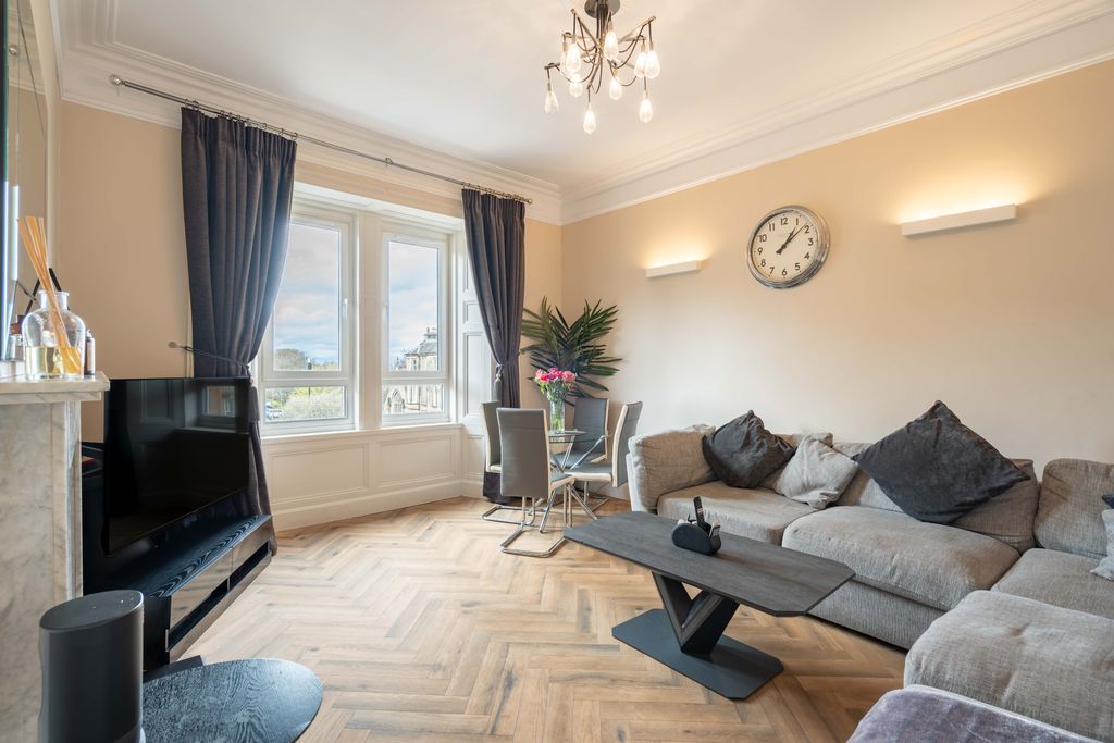 Property photo 2 of 46