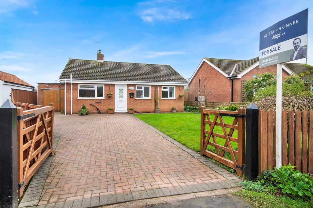 Property photo 1 of 16