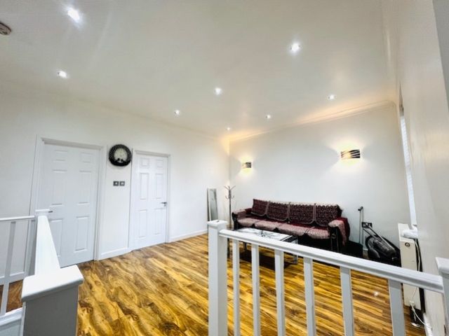 Property photo 2 of 8 Img_3773