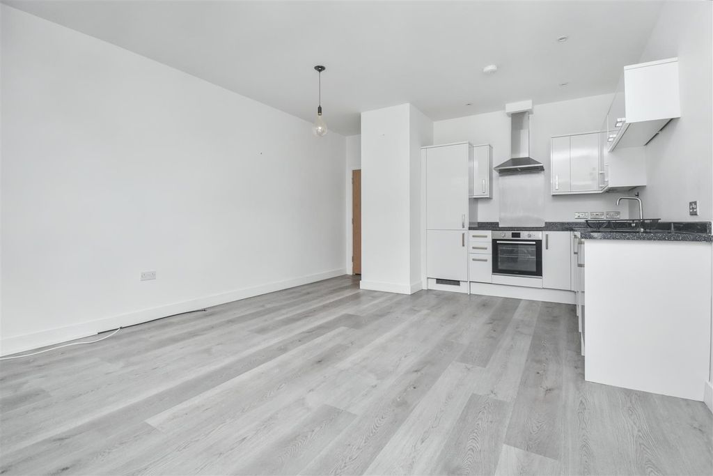 Property photo 3 of 13 1.Jpg