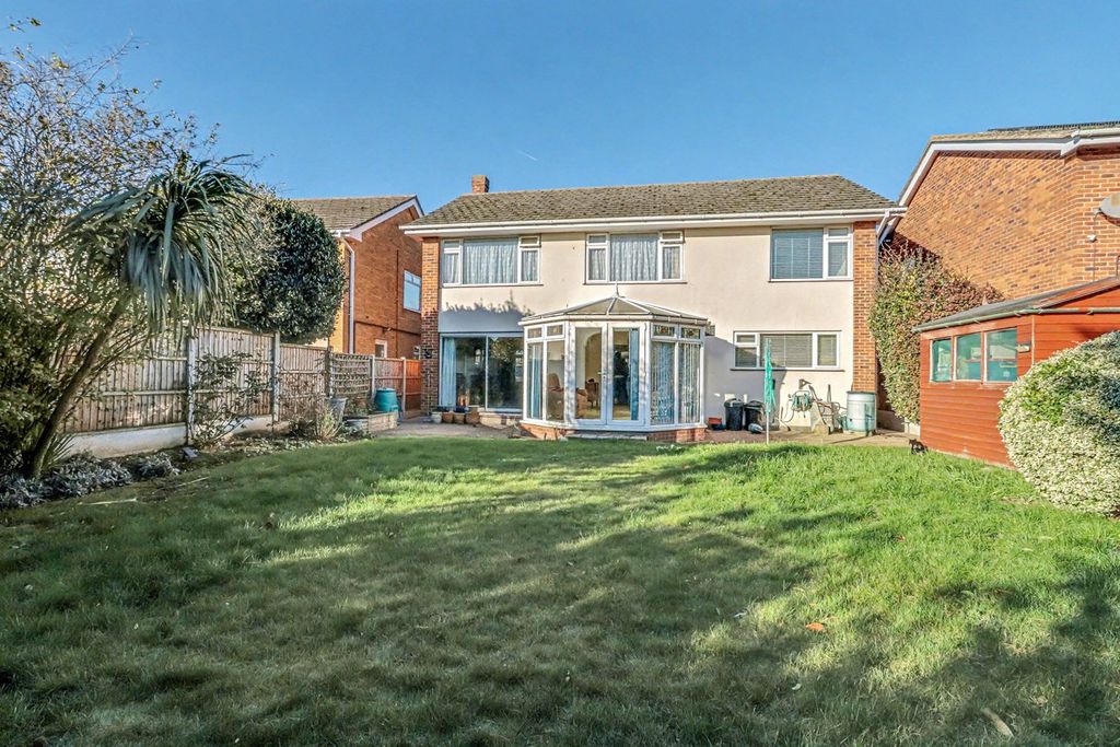 Property photo 2 of 18