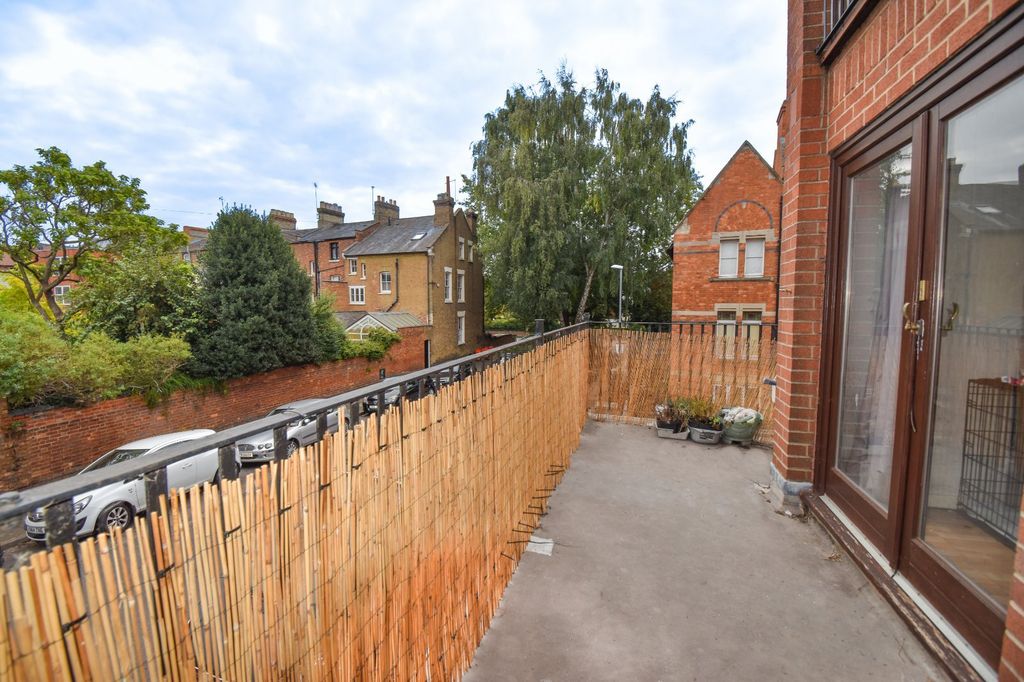 Property photo 2 of 8 Balcony