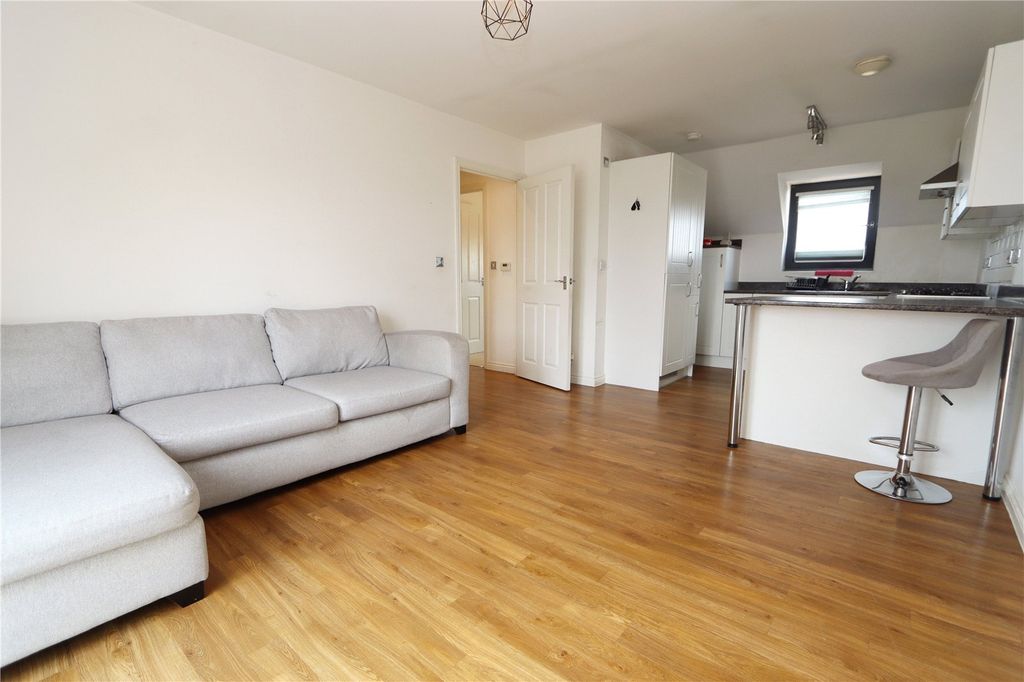 Property photo 2 of 8 Picture No. 06