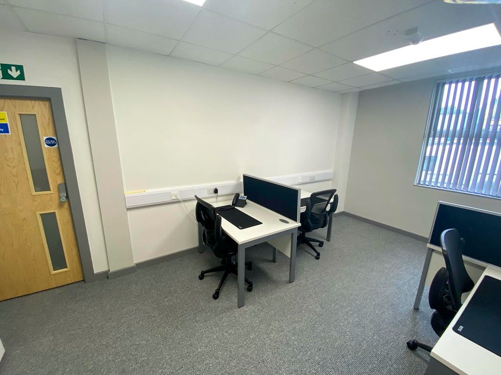 Property photo 2 of 8 3 Person Office