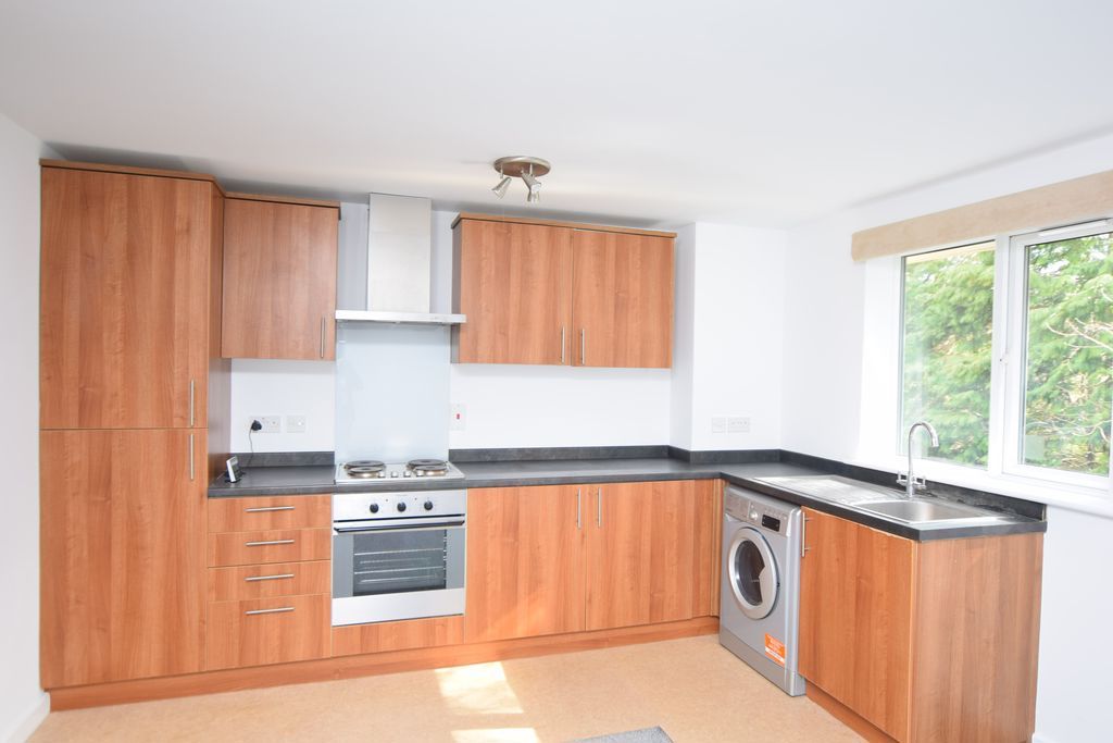 Property photo 2 of 8 Photo 4