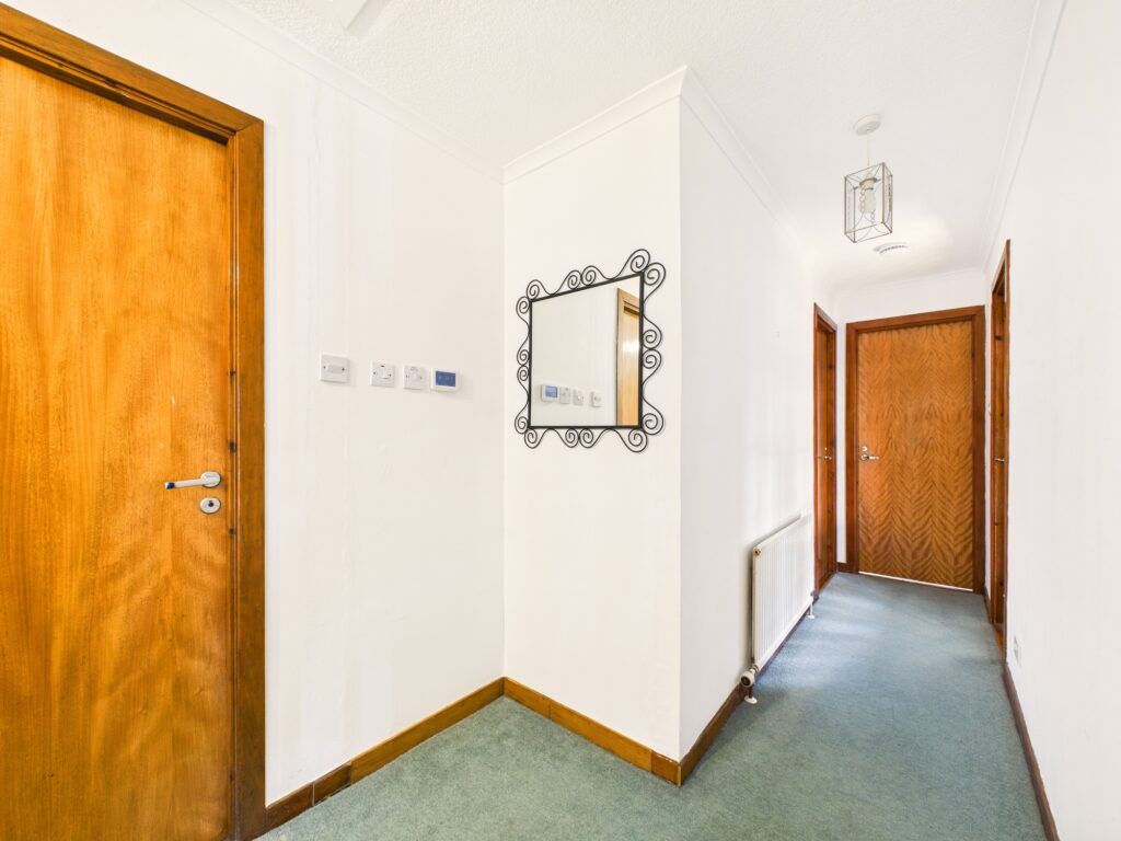 Property photo 3 of 38