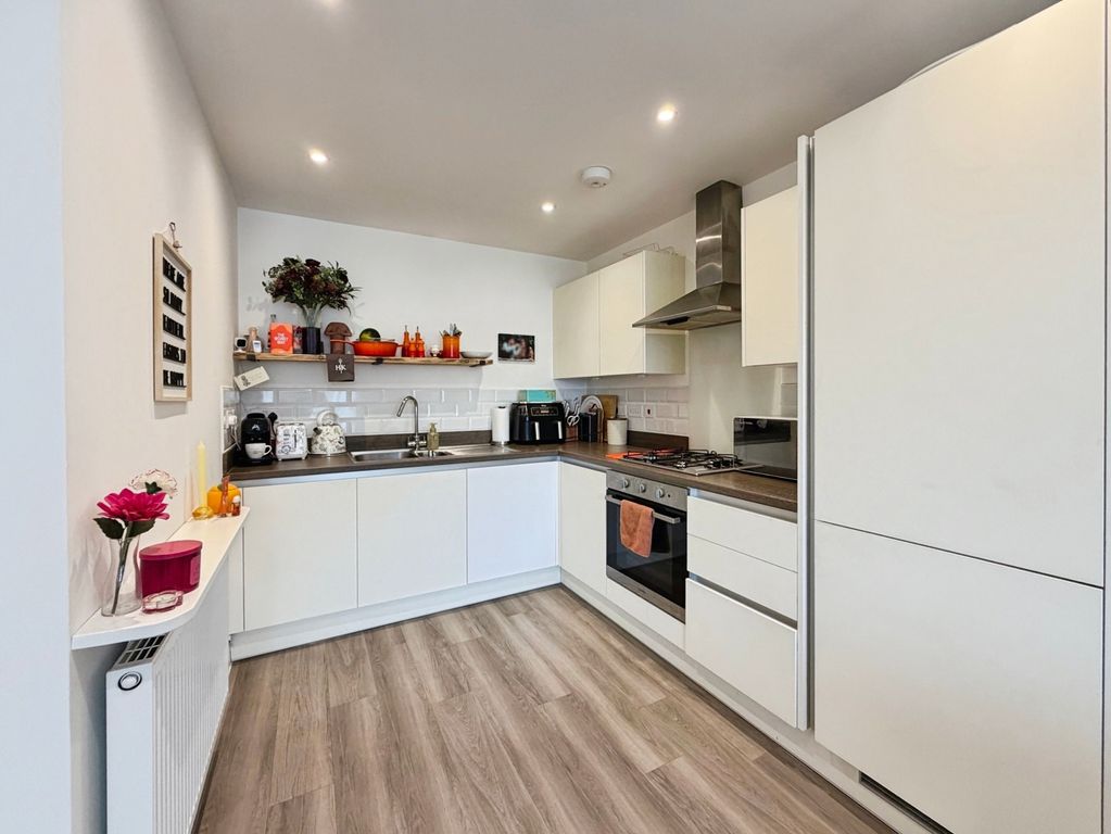 Property photo 2 of 9 Pbox-Img.Jpg