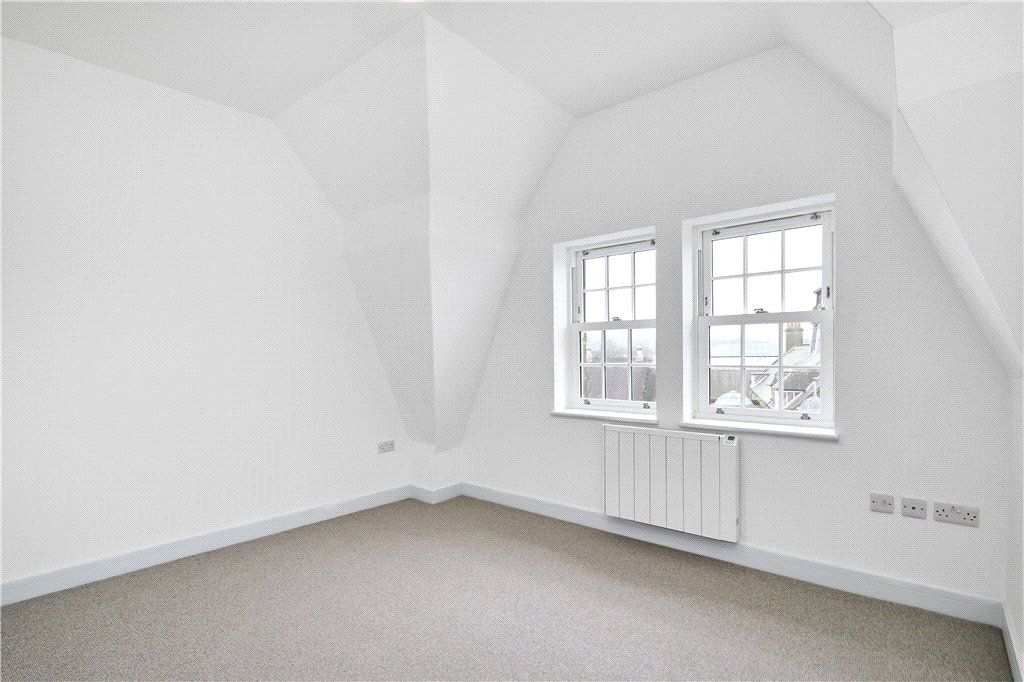 Property photo 3 of 11 Picture No. 10