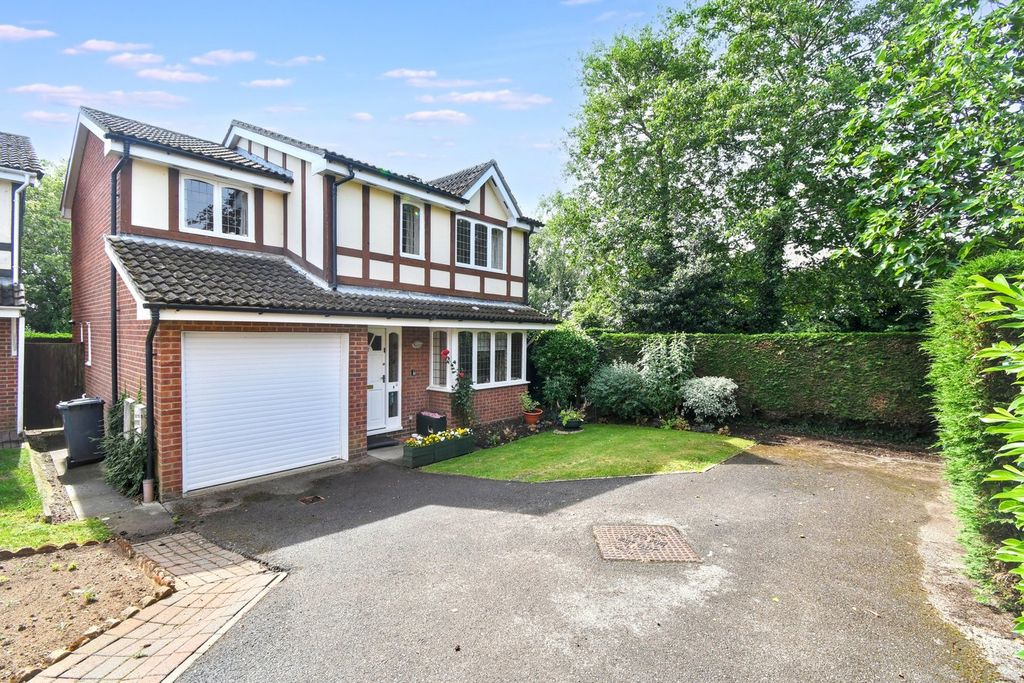 Property photo 1 of 26